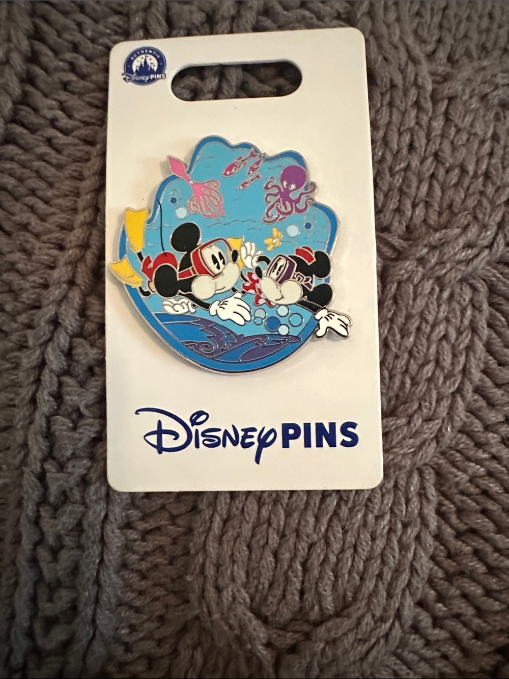 Disney Pins Mickey & Minnie Underwater Enamel Pin - Blue